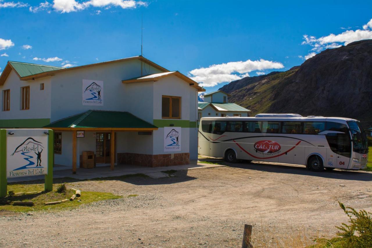 Hostel Pioneros Del Valle El Chalten Ngoại thất bức ảnh